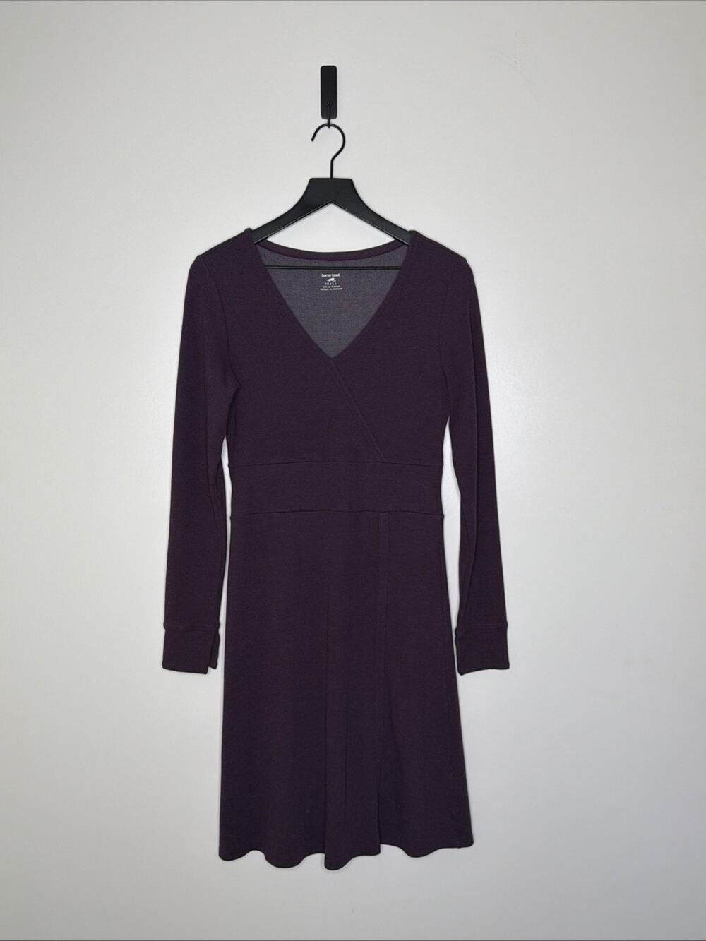 Horny Toad Dress Finlay Dress Size Small Deep Purple Stretchy Comfortable Pocket
